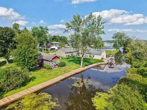 W8135 Elm Point ROAD, Lake Mills, WI 53551