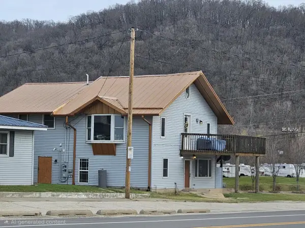 119 & 121 Main Street, Lynxville, WI 54626