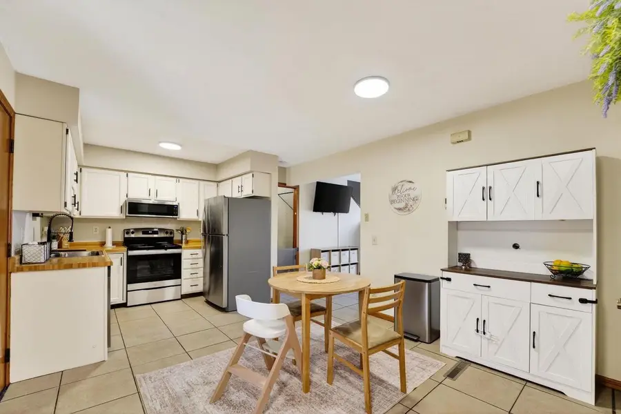 1403 8th Street, Reedsburg, WI 53959 - #3