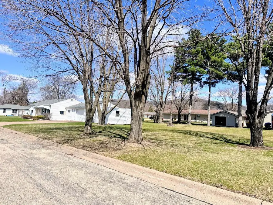 1400 S 11th Street, Prairie Du Chien, WI 53821 - #3