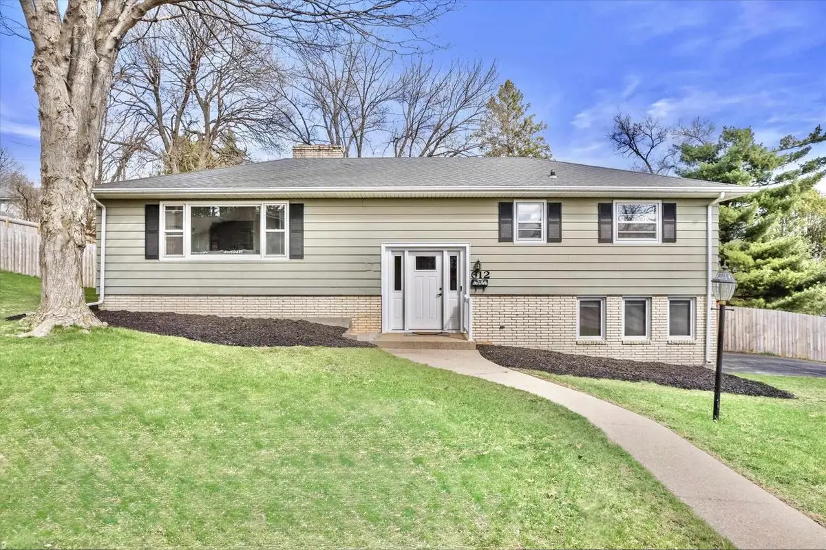 612 Roosevelt Street, Fort Atkinson, WI 53538 - #1