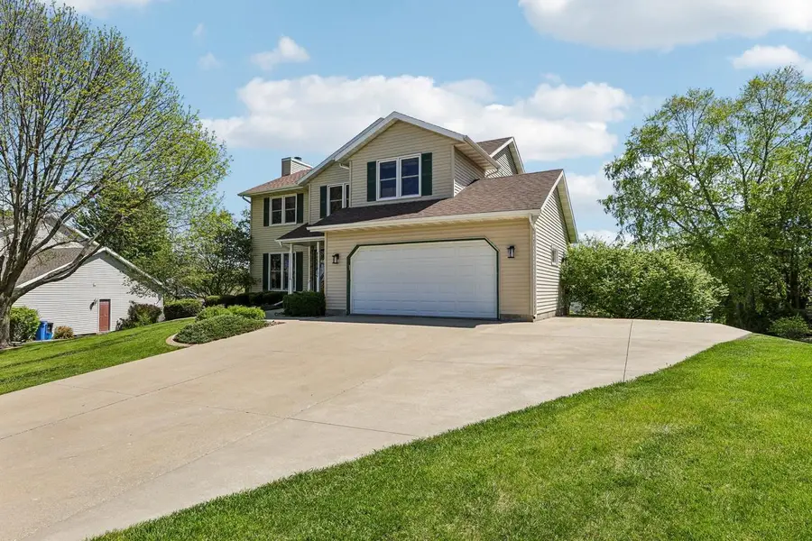 422 Oakwood Drive, Oregon, WI 53575 - #2