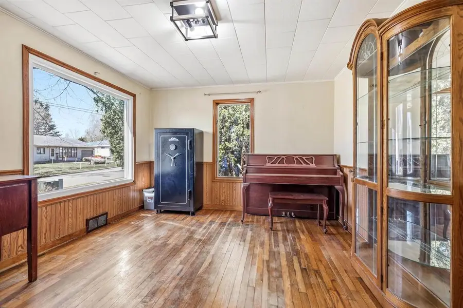 250 E Dewey Street, Platteville, WI 53818 - #3