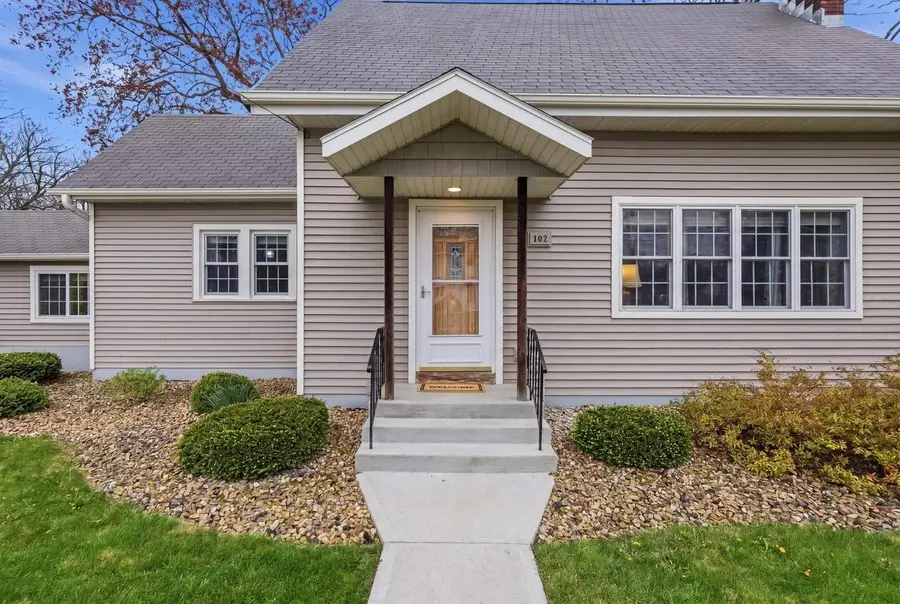 102 1st Street, Brooklyn, WI 53521 - #2