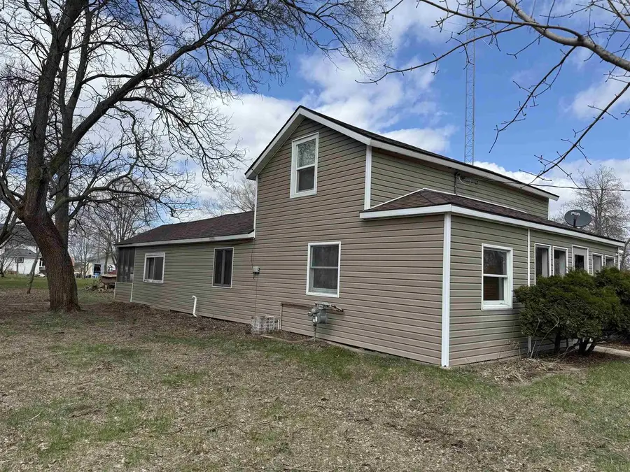 106 N 2nd Street, Avoca, WI 53506 - #3