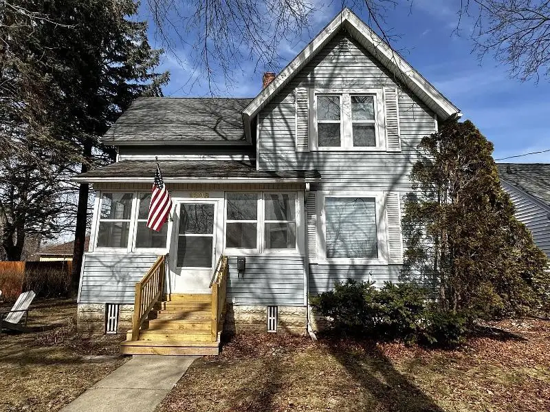 1008 Giles Street, Stoughton, WI 53589 - #2