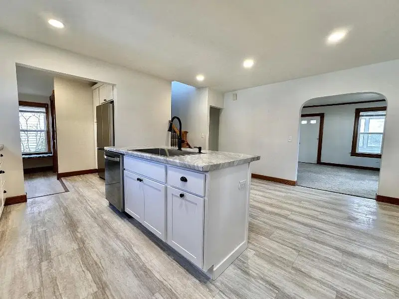 1008 Giles Street, Stoughton, WI 53589 - #3