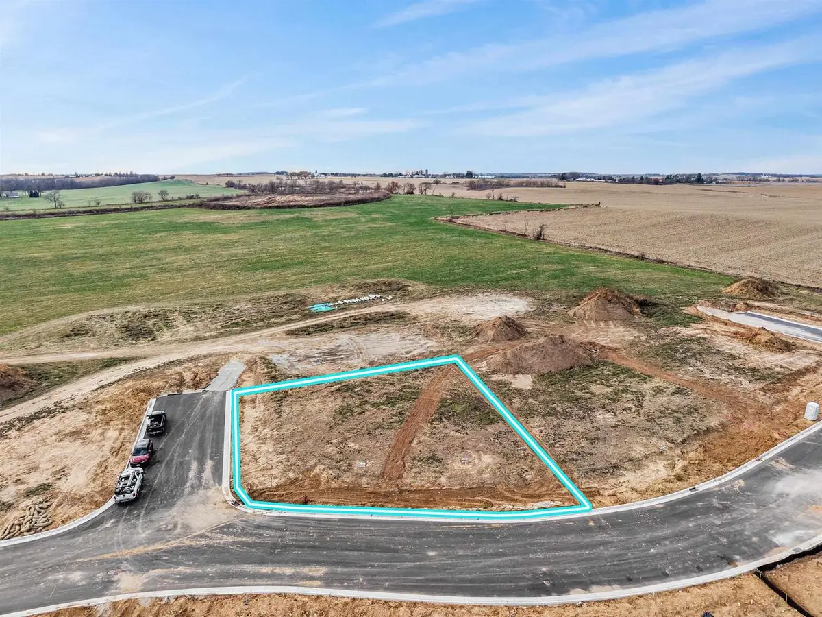 810 Morgan Drive, Evansville, WI 53536 - #1