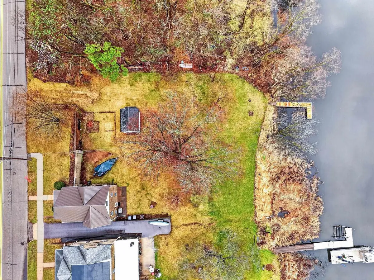 210 Lake Avenue, Montello, WI 53949 - #1