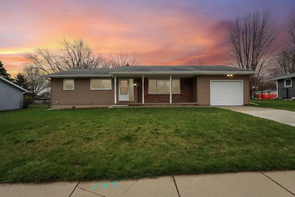 917 Kriedeman Drive, Stoughton, WI 53589 - #1