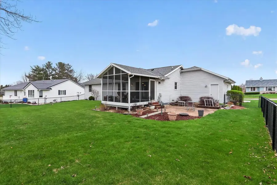 615 Saint Johns Avenue, Milton, WI 53563 - #3