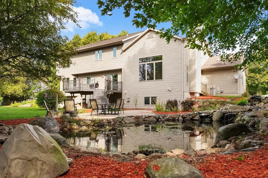 6707 Twin Lane Road, Sun Prairie, WI 53590 - #2