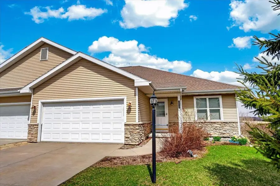 1818 Fjord Pass, Mount Horeb, WI 53572 - #2