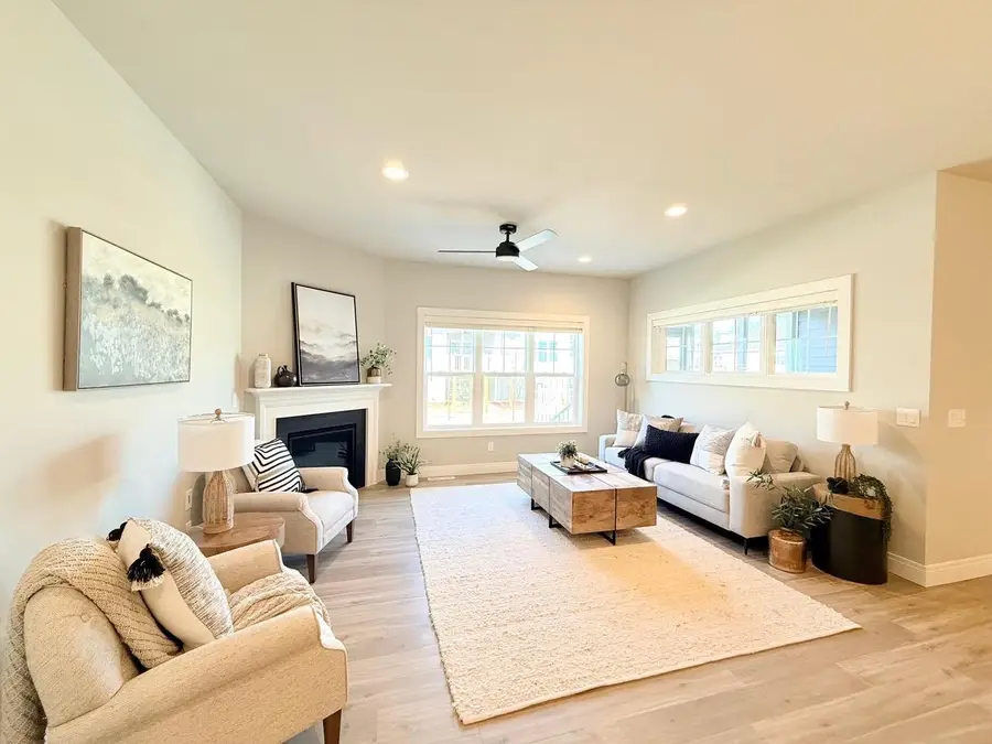 4721 Bellflower Drive #4.3, Deforest, WI 53532 - #2