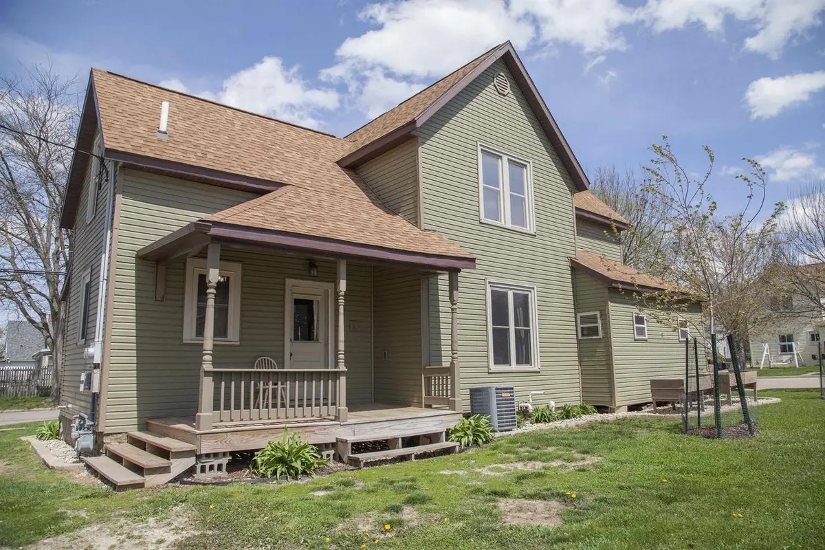 886 N Central Avenue, Richland Center, WI 53581 - #1