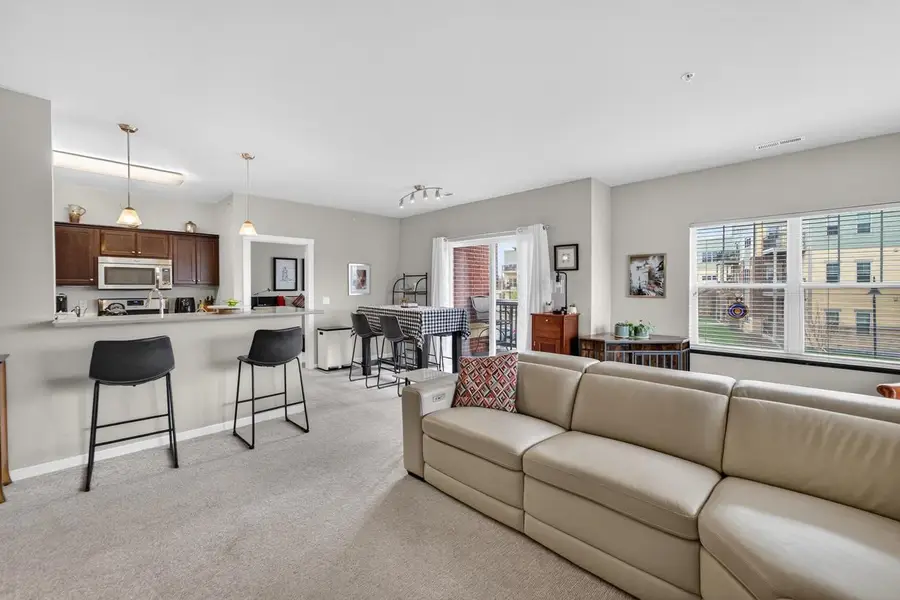 5192 Sassafras Drive #201, Fitchburg, WI 53711 - #3