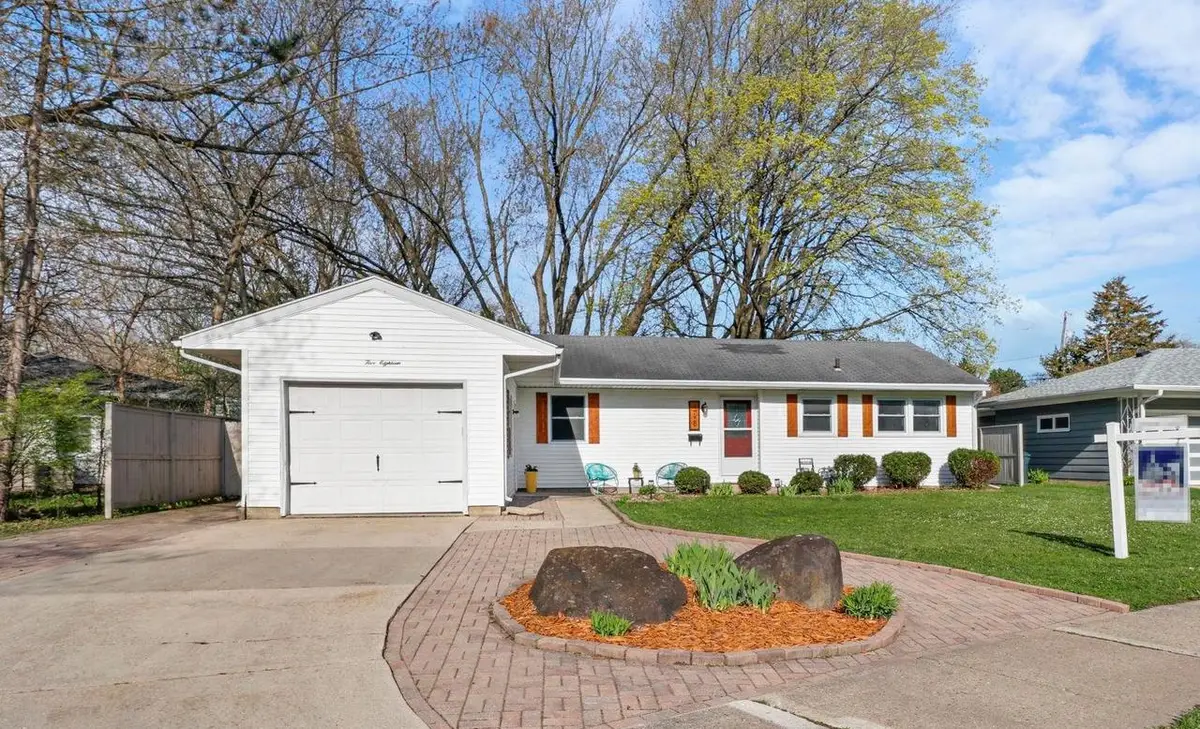 518 Hilton Drive, Madison, WI 53711 - #1