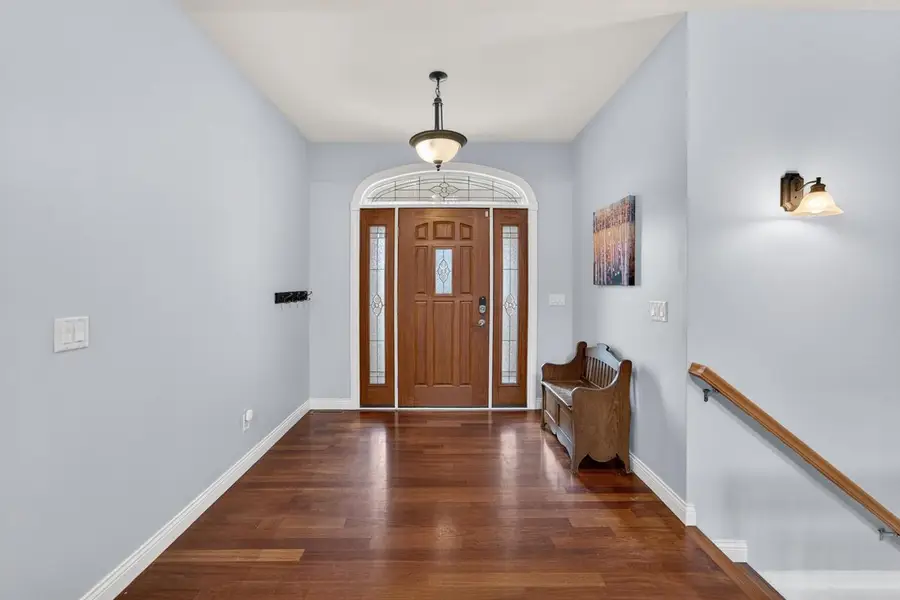 609 S Meadowbrook Lane, Waunakee, WI 53597 - #2