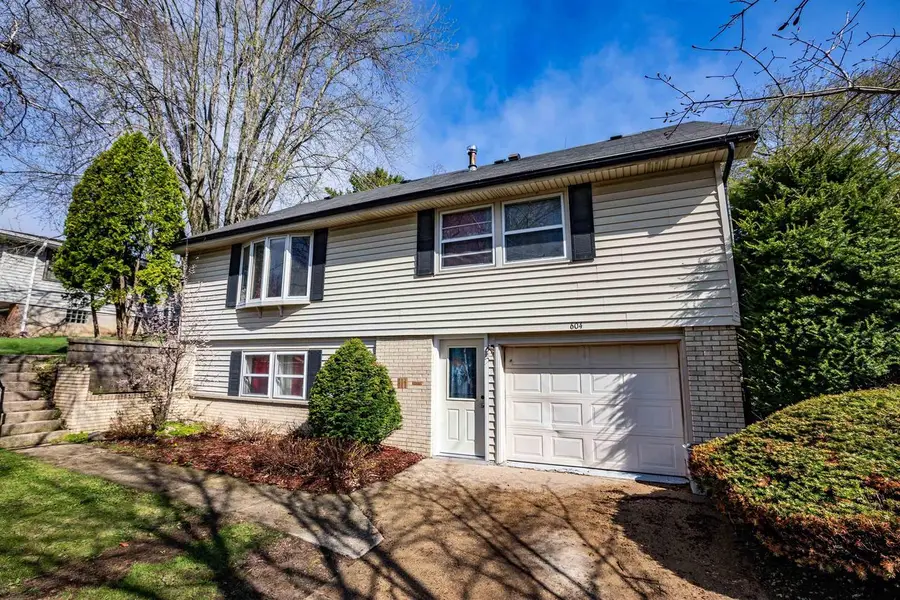 604 W North Street, Dodgeville, WI 53533 - #2