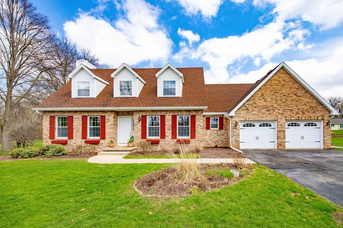 413 Park Street, Cambridge, WI 53523 - #1