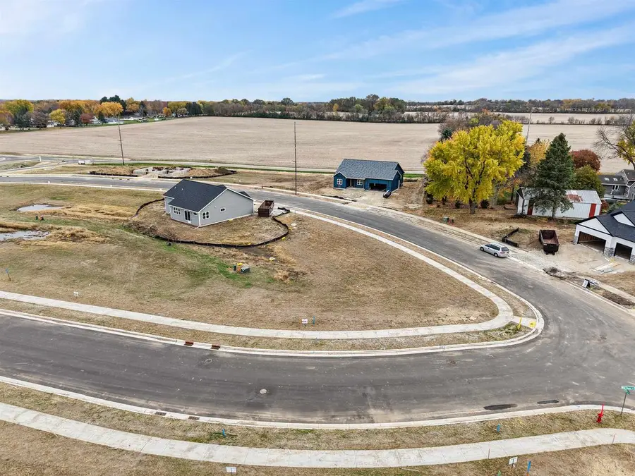 376 Dahlia Drive, Stoughton, WI 53589 - #3