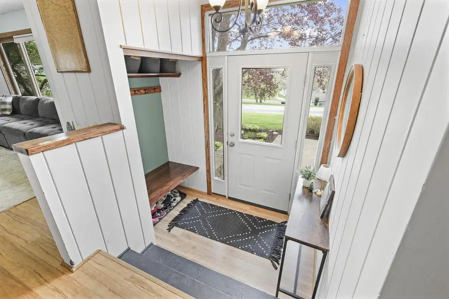 103 Long view Avenue, Mount Horeb, WI 53572 - #2
