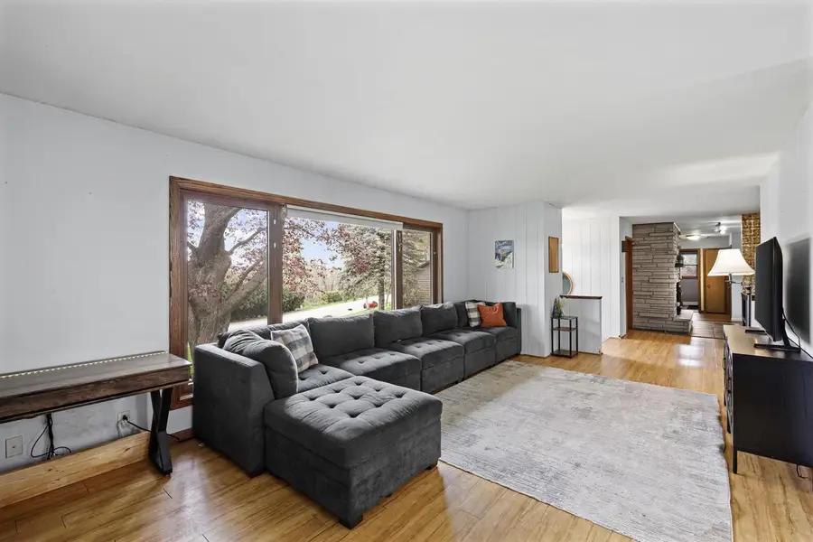 103 Long view Avenue, Mount Horeb, WI 53572 - #3