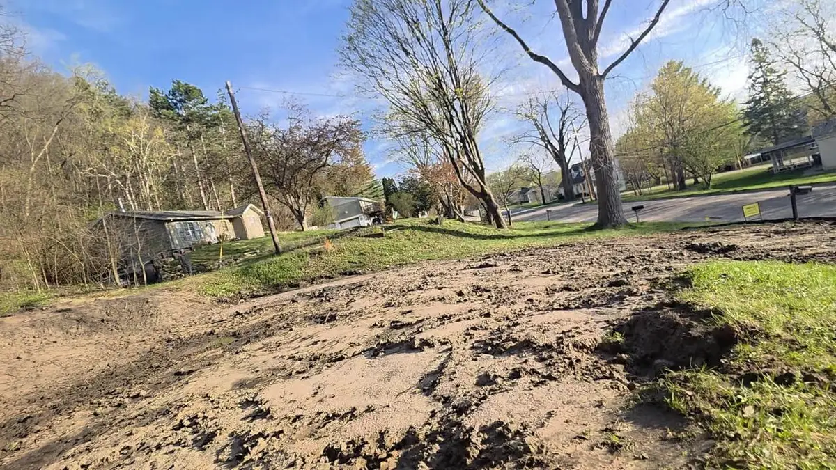 3235 Cliffside Drive, La Crosse, WI 54601 - #1