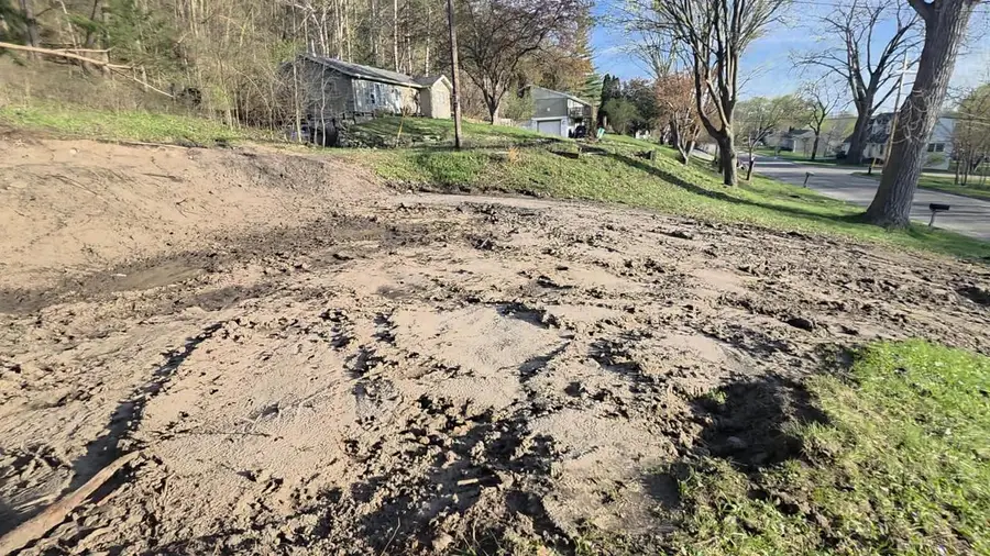 3235 Cliffside Drive, La Crosse, WI 54601 - #2