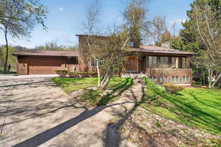 5 Wood Crest Court, Madison, WI 53705 - #2