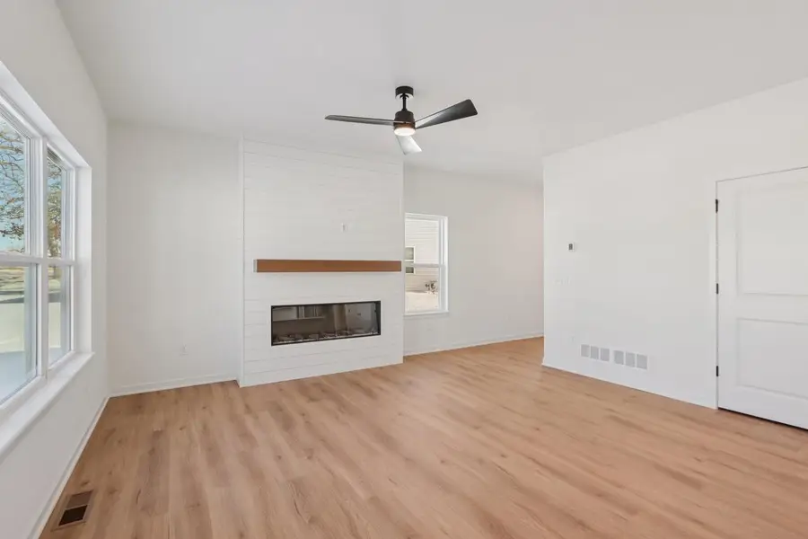 578 Buss Road, Cottage Grove, WI 53527 - #2