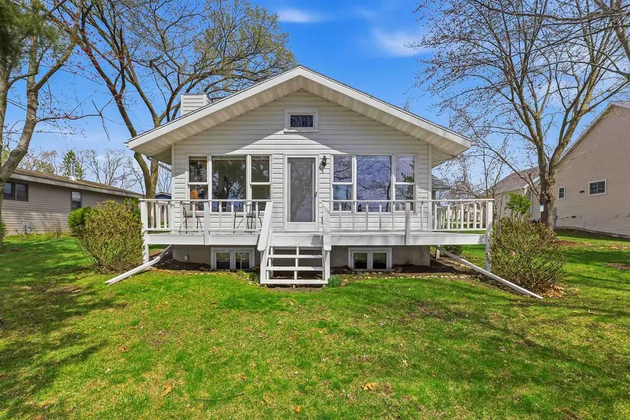 W3403 Orchard Avenue, Green Lake, WI 54941 - #2