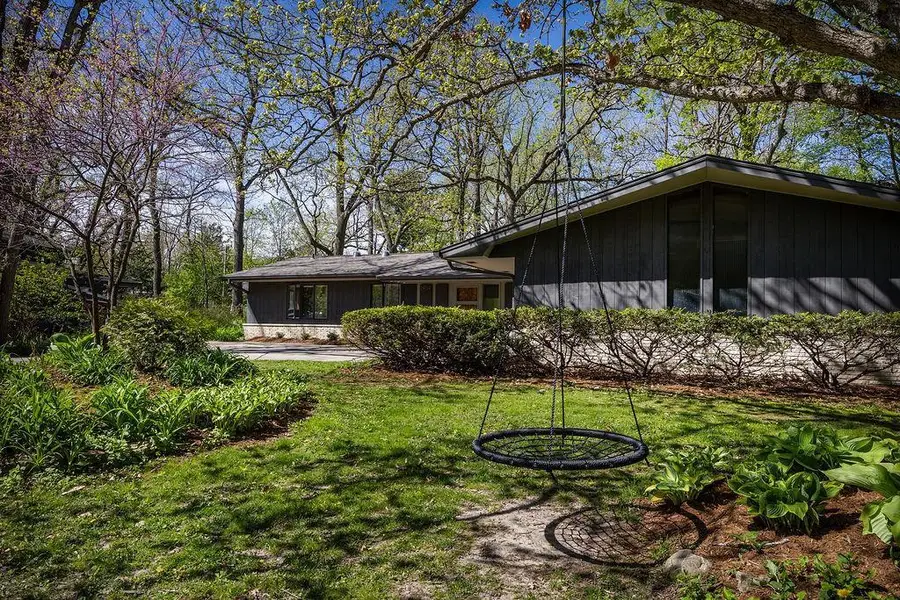 2404 Mayflower Drive, Middleton, WI 53562 - #2