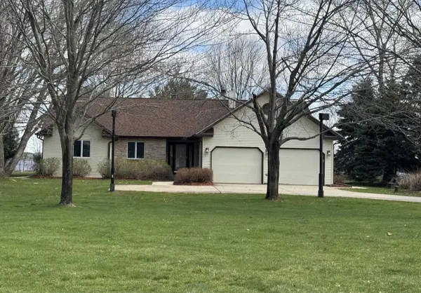 W5092 N Osprey Drive, New Lisbon, WI 53950