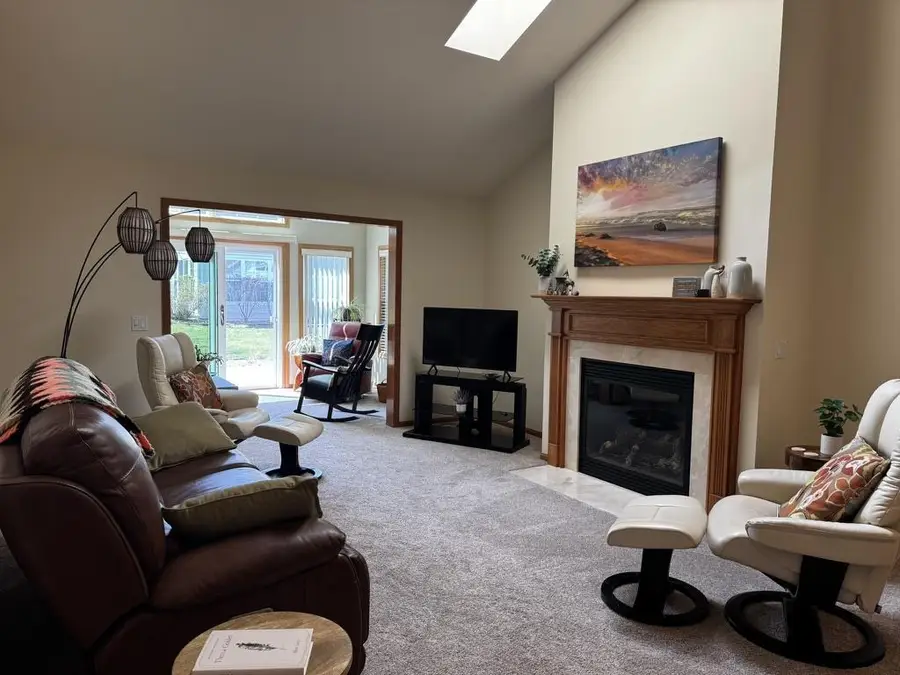 77 Northlight Way #35, Fitchburg, WI 53711 - #3