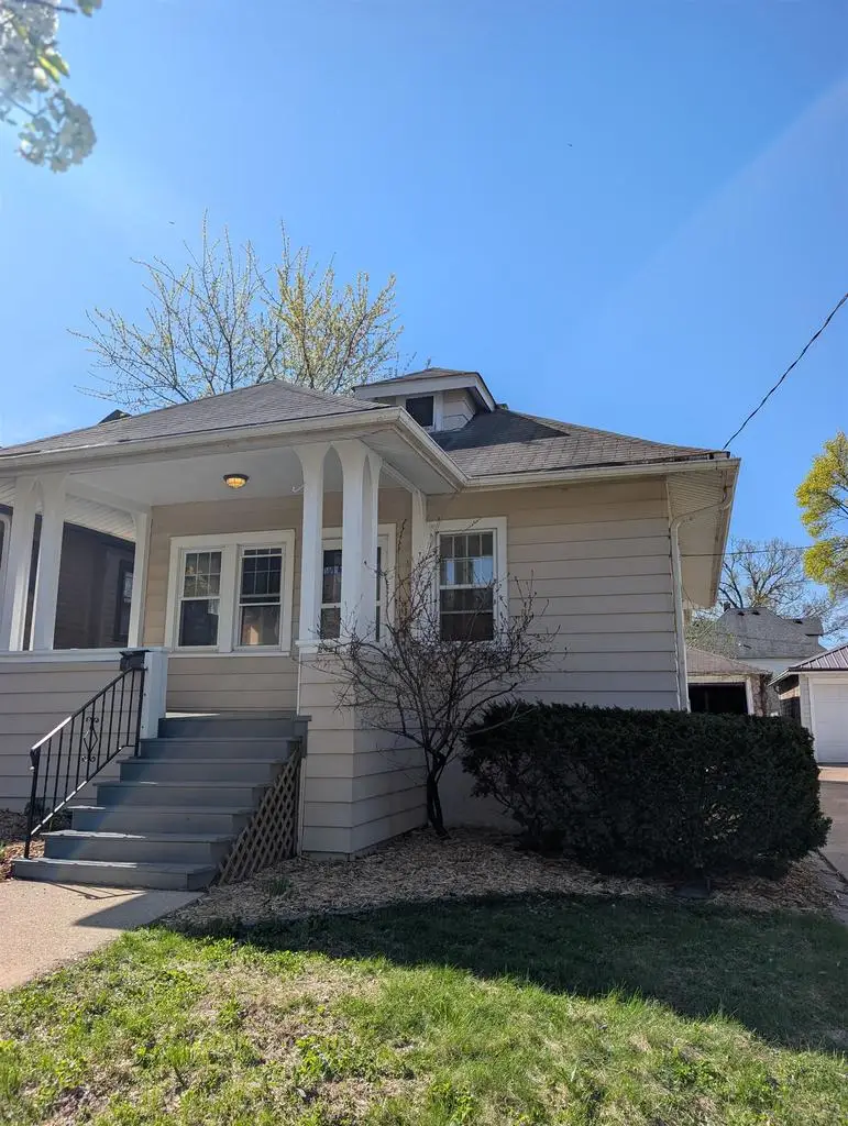 2821 Oakridge Avenue, Madison, WI 53704 - #1