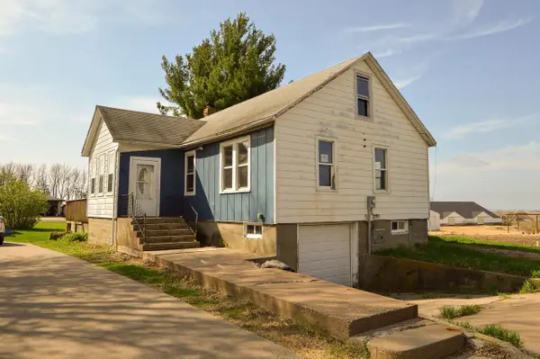 1605 28th Street, Hazel Green, WI 53811