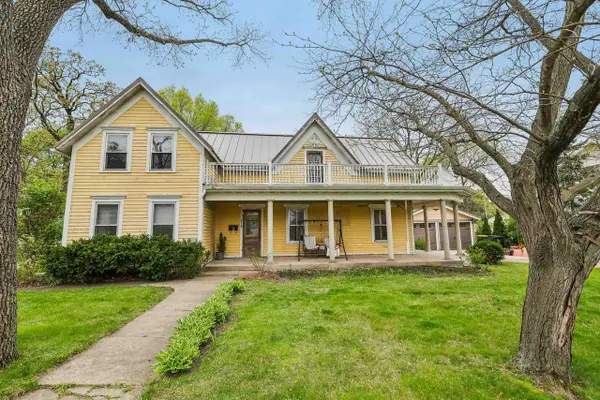 875 Water Street, Prairie Du Sac, WI 53578