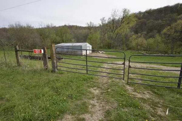 13125 Hwy 18, Prairie Du Chien, WI 53821