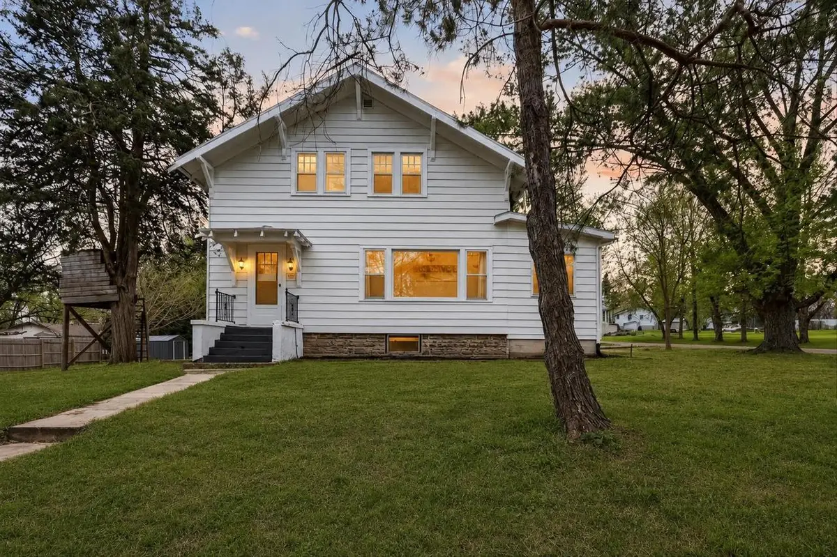2903 S Caroline Street, Orfordville, WI 53576 - #1