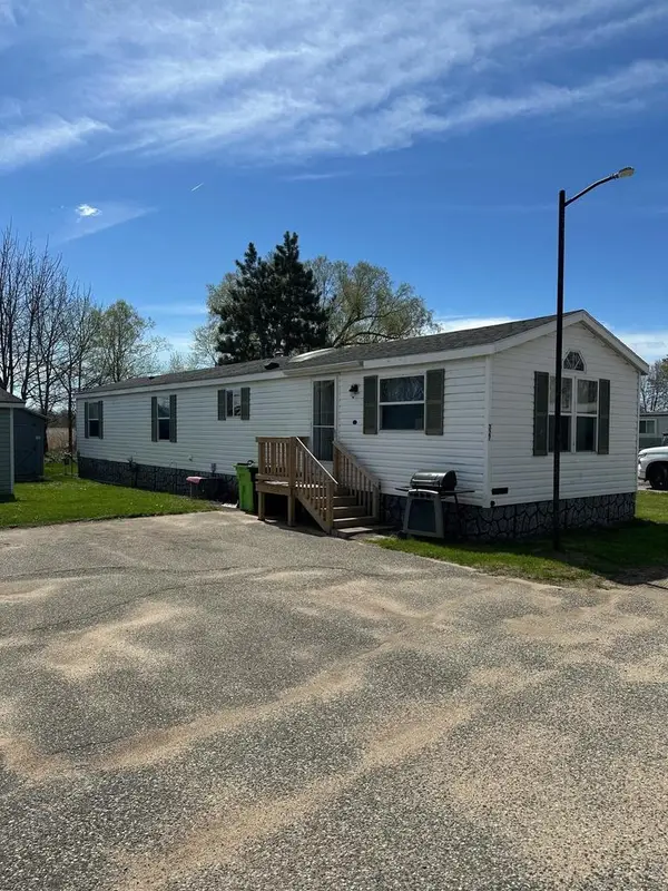 Hwy 12&16 New Lisbon East #327, New Lisbon, WI 53950