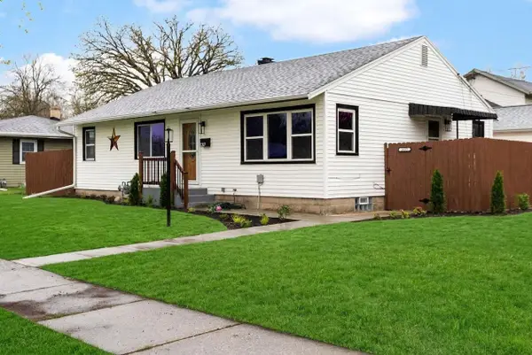 1027 Thomas Street, Janesville, WI 53545