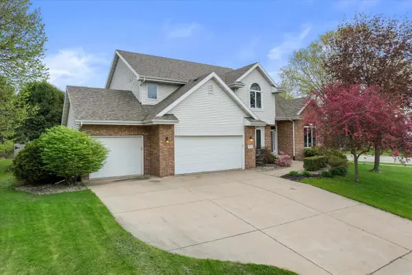 911 Eddington Drive, Sun Prairie, WI 53590