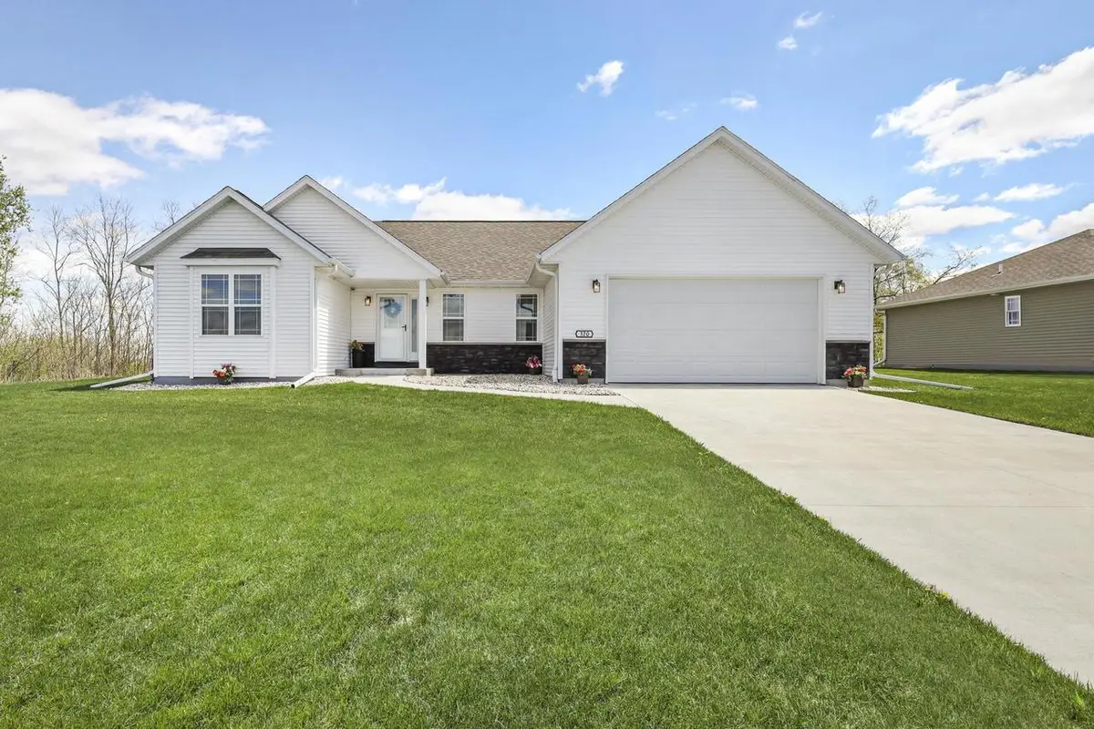 320 Beech Road, Waterloo, WI 53594 - #1