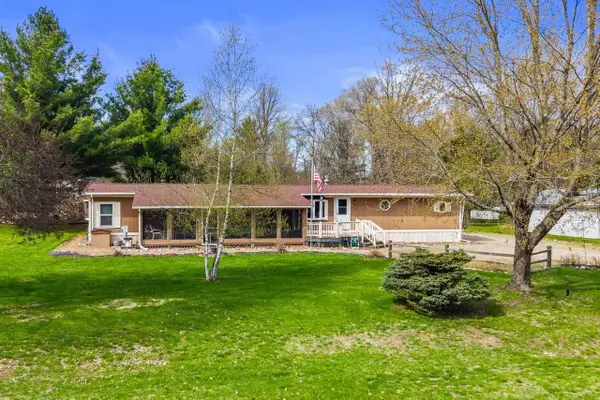 517 Feather Trail, Nekoosa, WI 54457