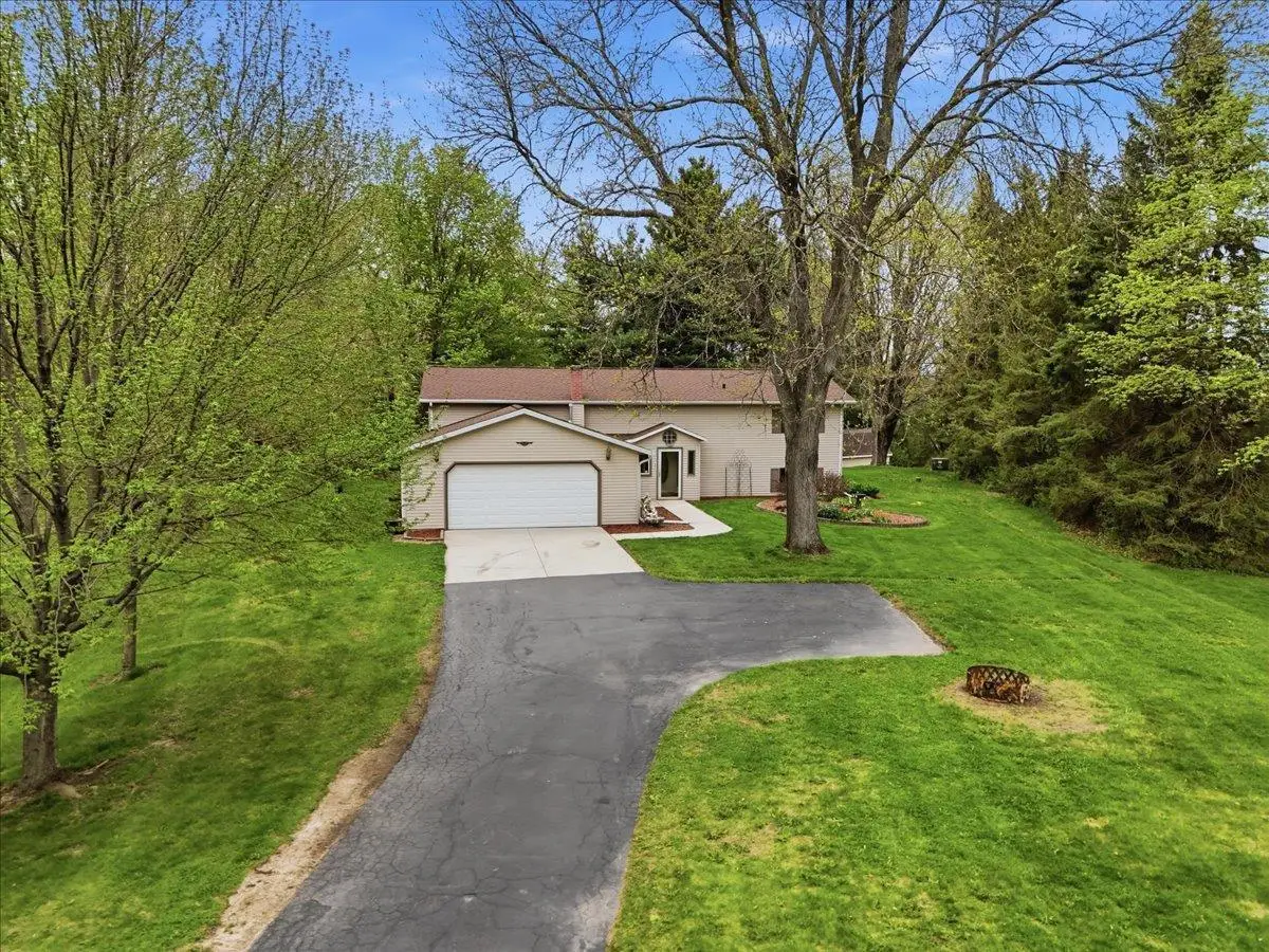 2012 Rathert Road, Cottage Grove, WI 53527 - #1