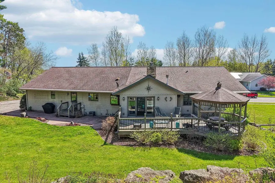 402 Derby Row, Reedsburg, WI 53959 - #3
