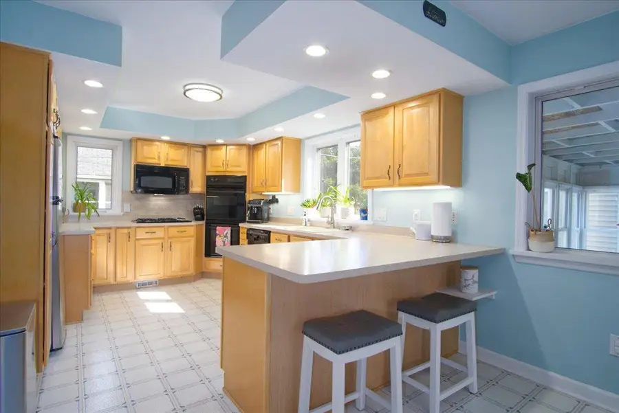 238 Kensington Drive, Madison, WI 53704 - #2