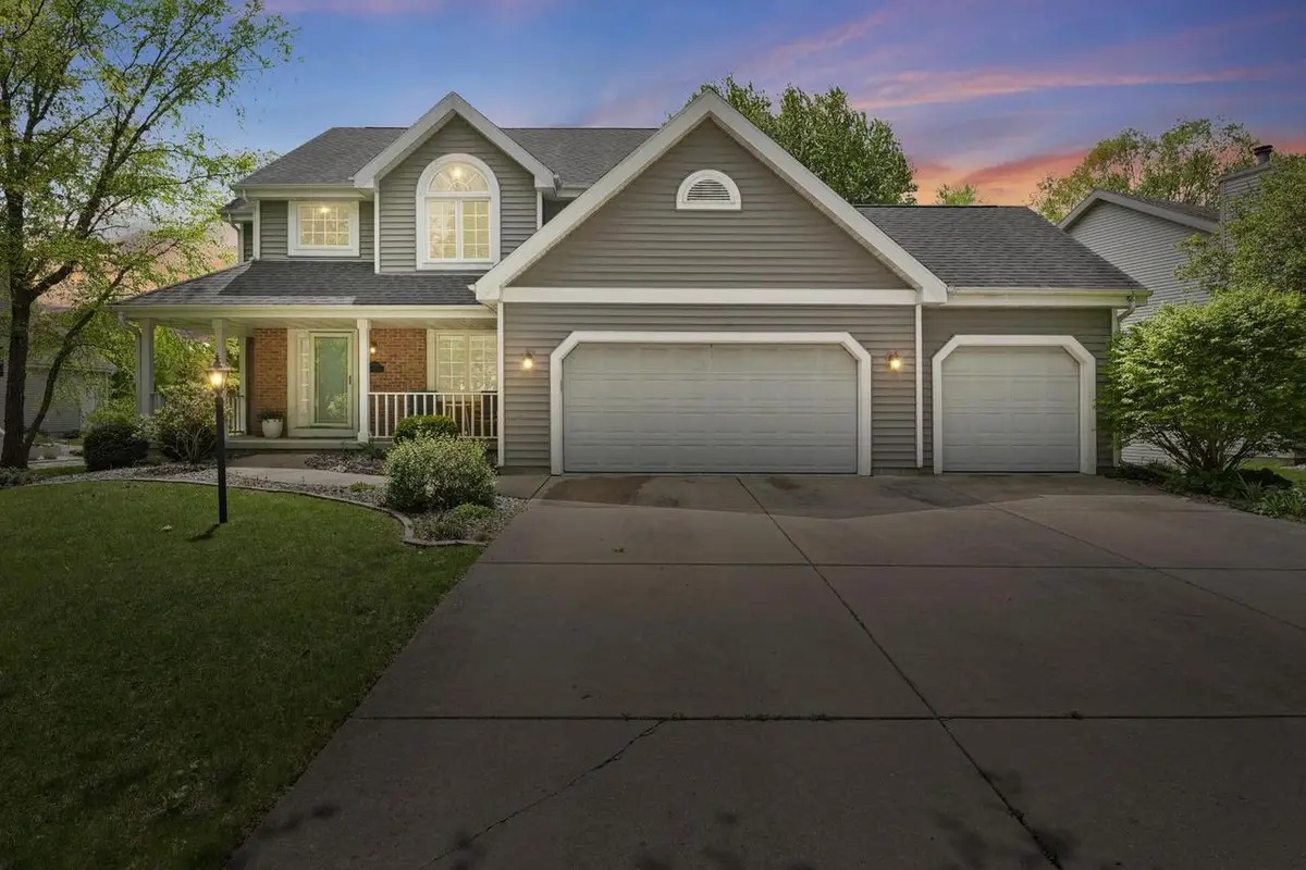 5507 Grassland Trail, Middleton, WI 53562 - #1