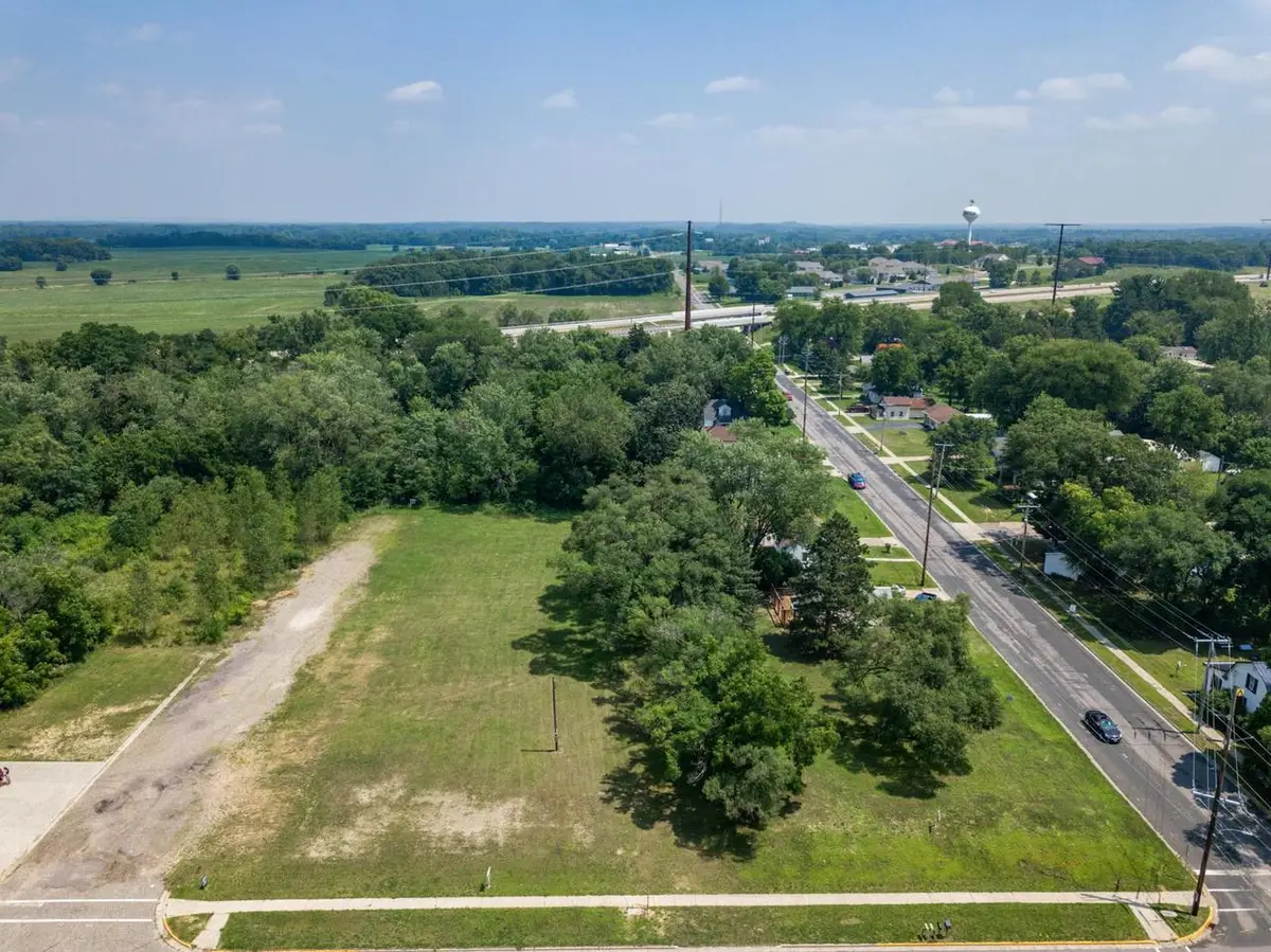 1.6 acres Prospect and Lincoln Street, Mauston, WI 53948 - #1